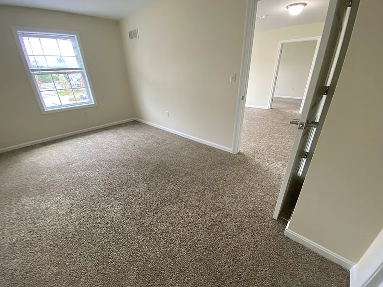 Redstone Apartments — Photo 44