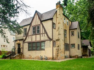 210 Cleveland Ave S, Saint Paul, MN 55105