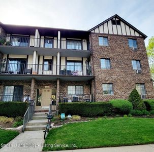 170 Devon Loop APT 8, Staten Island, NY, 10314