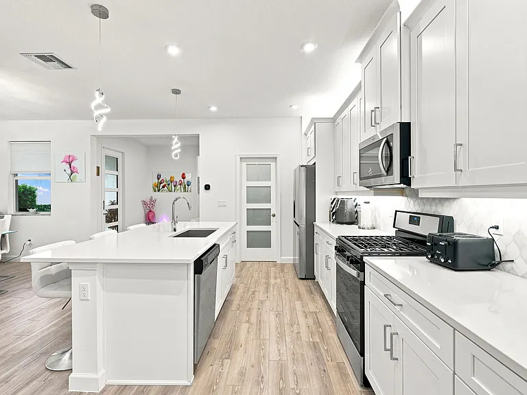 11639 SW Viridian Blvd — Photo 9