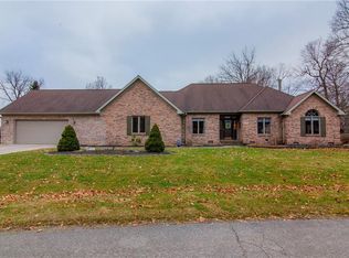49 Tweedy Ln, Anderson, IN 46012