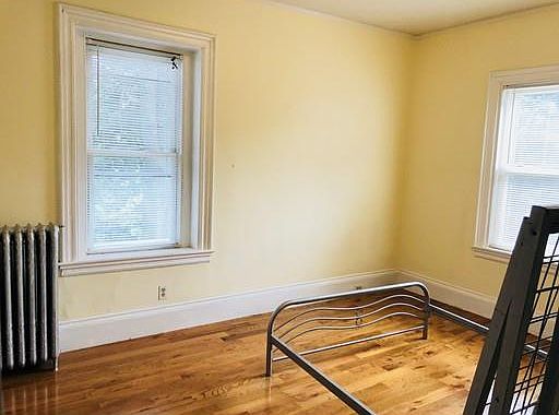 4th image of 163 Grand View Ave #2