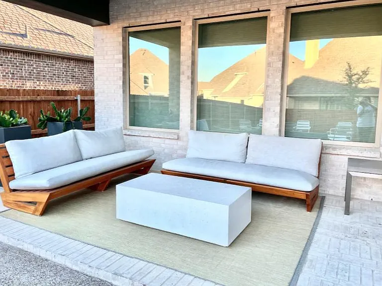 Backyard with plenty of sitting area and BBQ Grill