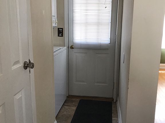 4th image of 47 Holland Ave