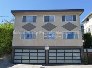 8411 Linden Ave N APT 4, Seattle, WA 98103