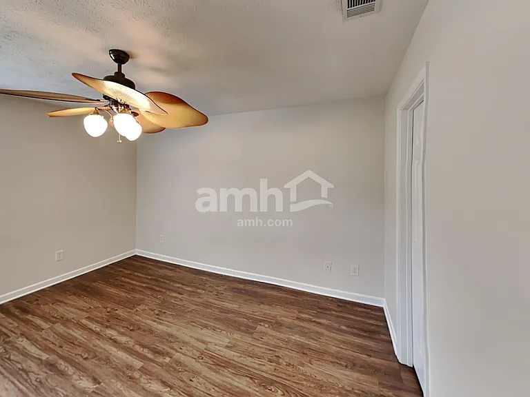 1027 Gannett Rd — Photo 14