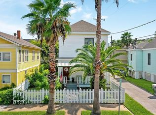 610 13th St, Galveston, TX 77550