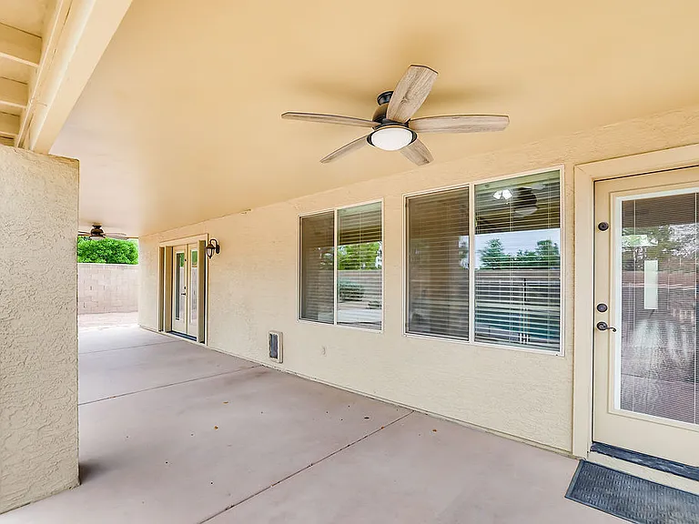 1380 N Concord Ave — Photo 27