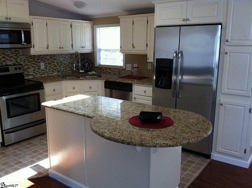 3rd image of 108 Yukon Dr