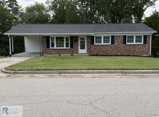 424 Cedarbrook Dr, Danville, VA 24541