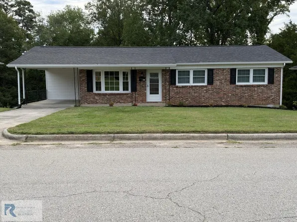 424 Cedarbrook Dr, Danville, VA 24541