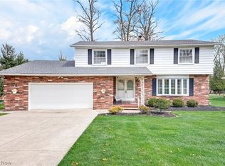 2300 Green Acres Dr, Parma, OH 44134