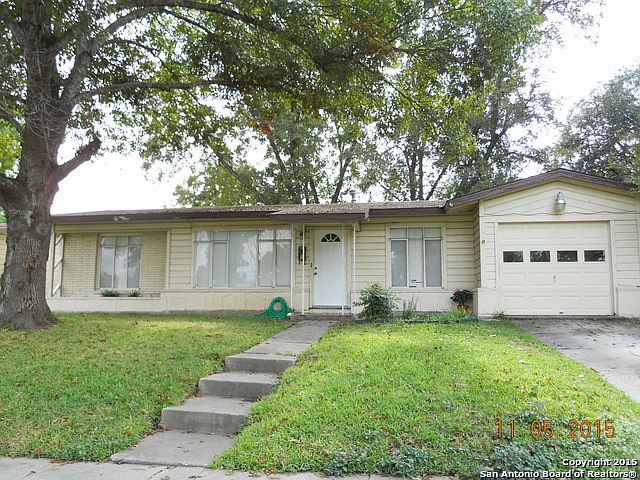 1st image of 526 Storeywood Dr
