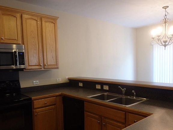 5th image of 9342 Longstone Ln