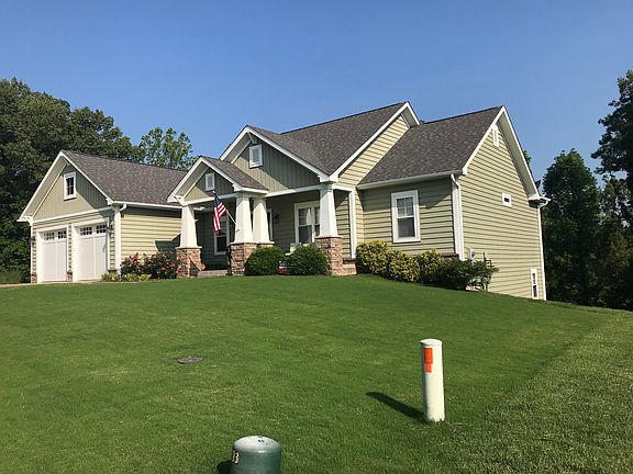 3rd image of 115 Stull Dr