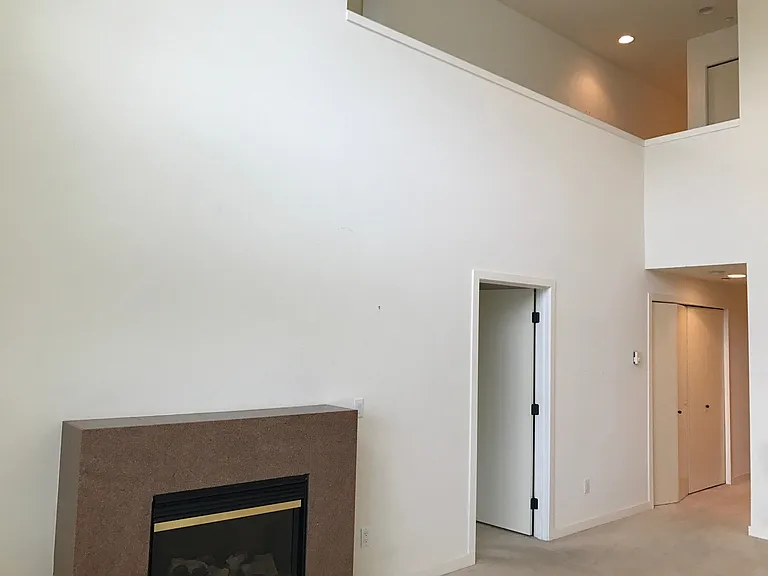 Newell Court Apartments, downtown Mercer Island — Photo 36