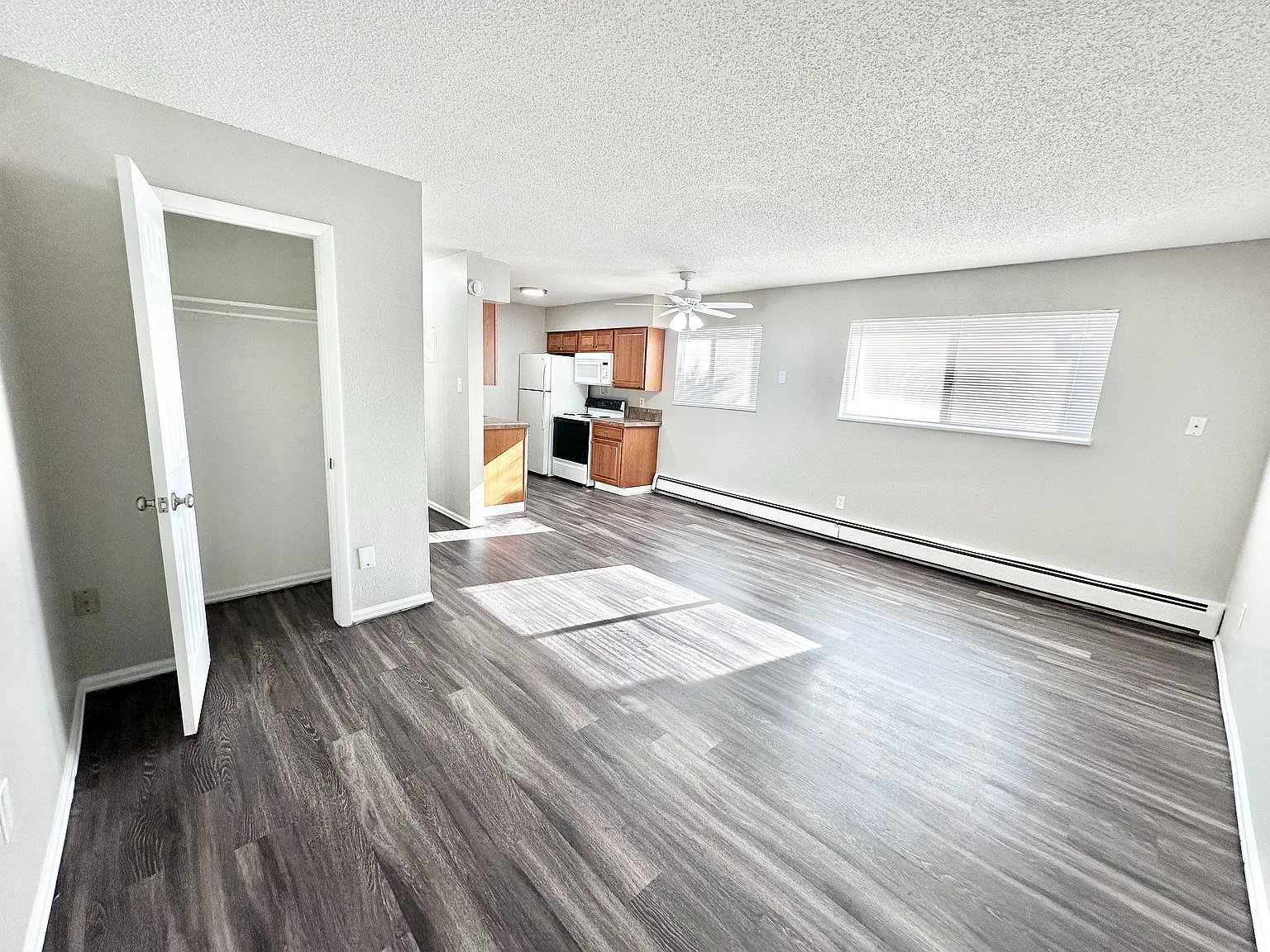 947-951 Allison Street — Photo 1