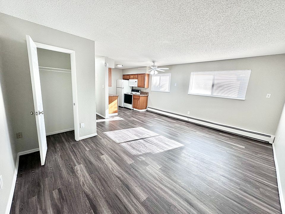 2x1.5 Living Room
