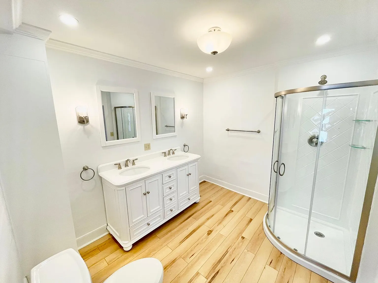 2 bed, $1,595 — Photo 2