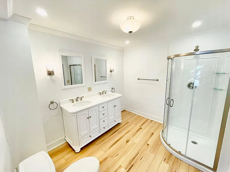 50 High St #1 — Photo 2
