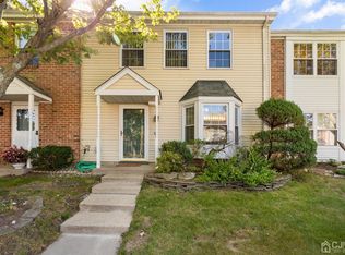 195 Applegate Ln #195, East Brunswick, NJ