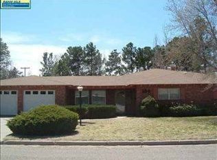 104 Yucca Dr, Portales, NM 88130