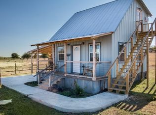 861 Kneese Rd, Fredericksburg, TX 78624
