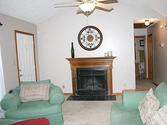 2nd image of 3213 Harbor Lndg