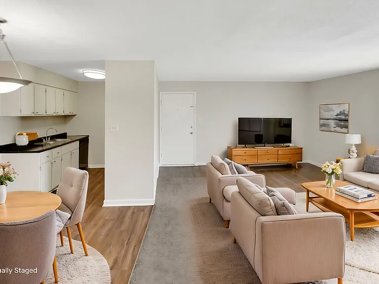 Timber Point Apartments — Photo 19