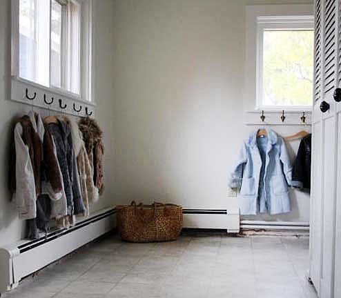 mudroom/laundry