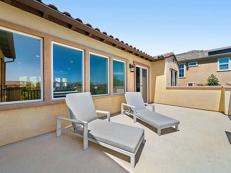 972 Tucana Dr — Photo 36