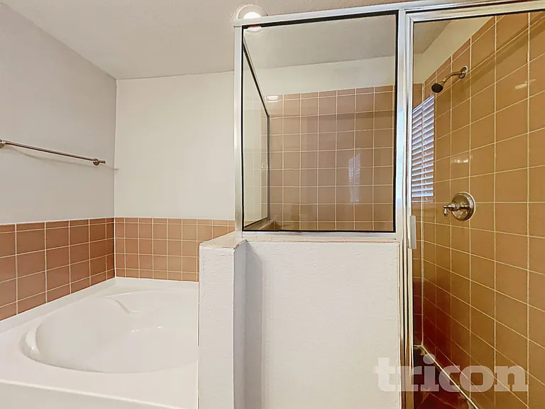 8210 Grissom Cir — Photo 10