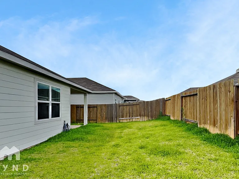 15514 Caramel Springs Dr — Photo 18