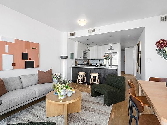 5th image of 500 4th Ave APT 5C
