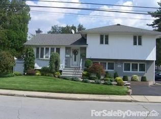 52 Osborne Rd, West Hempstead, NY 11552