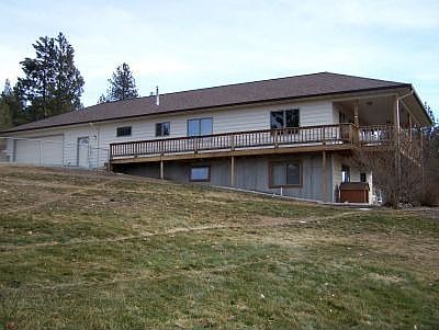 2nd image of 3585 Camilla Ln