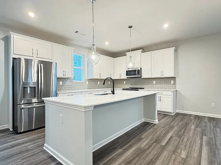 2711 Stream Valley Ln NW — Photo 9