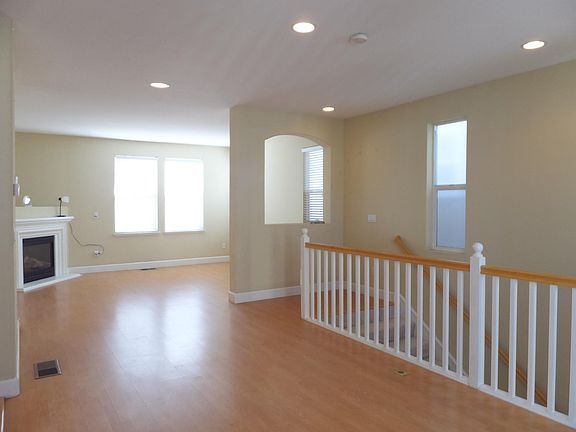 5th image of 1469 Merrill Pl