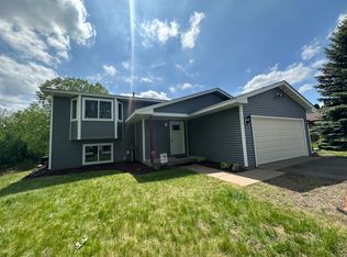 6161 Egg Lake Rd N, Hugo, MN 55038