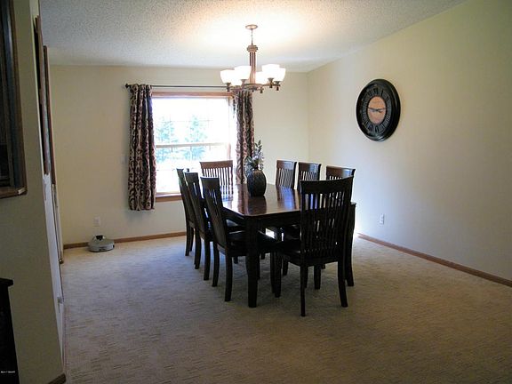 5th image of 2731 Southside Dr SE