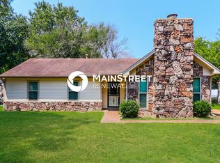 5829 Lake Port Dr, Millington, TN 38053