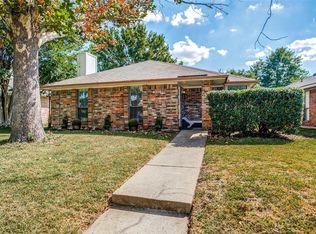 2114 Falcon Ridge Dr, Carrollton, TX 75010