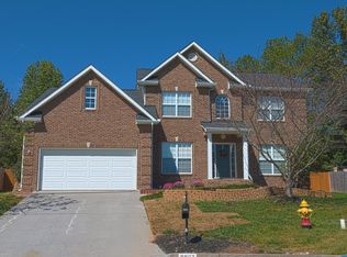 9907 Bassett Ln, Knoxville, TN 37932