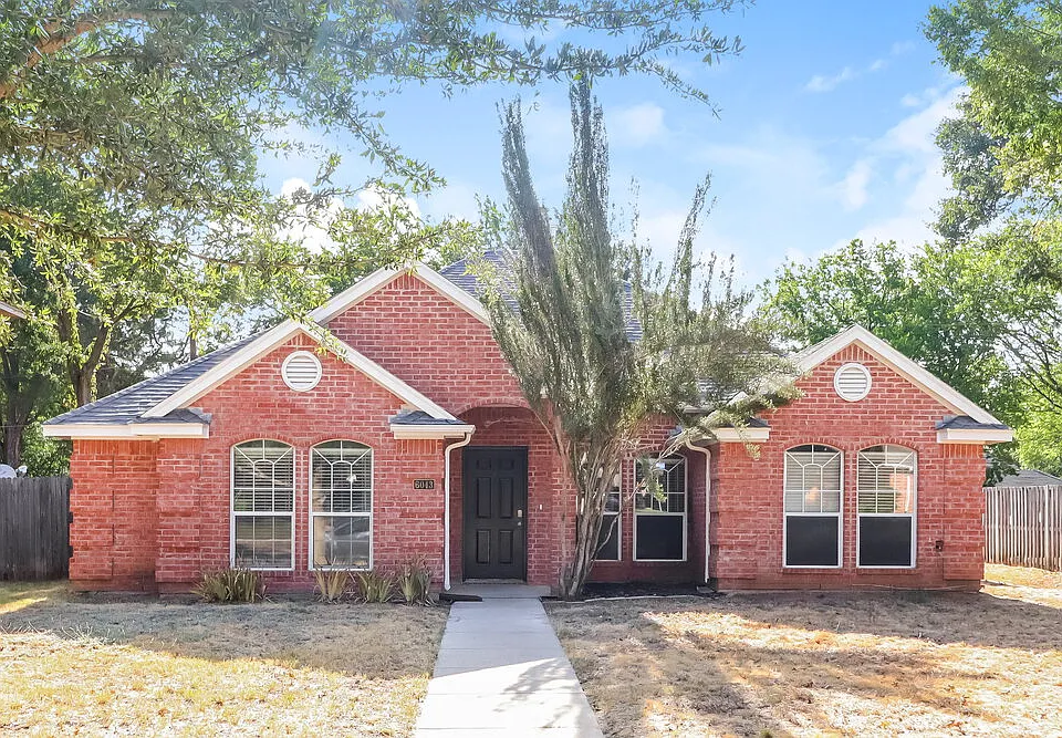 6043 Copperfield Dr