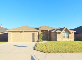1123 17th St, Shallowater, TX 79363