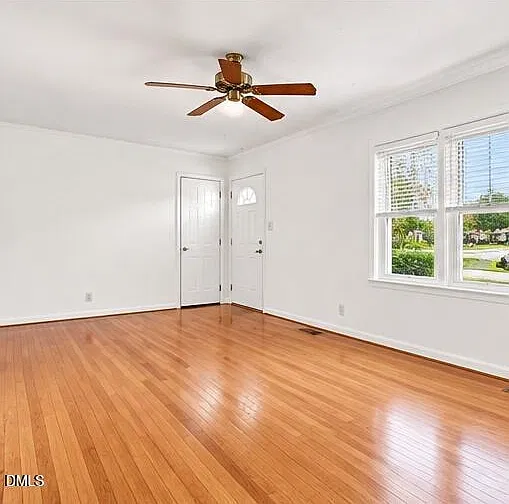 3 bed, 2.0 bath, 1418 sqft, $2,200 — Photo 3