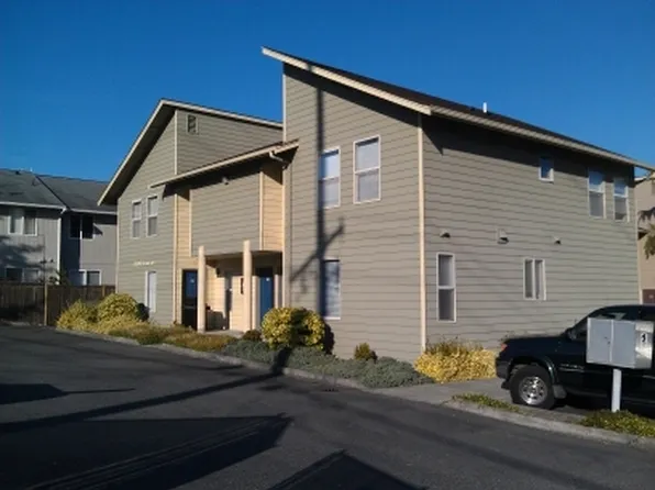 Big Rock Apartments (480 S Oak Harbor St.), 480 S Oak Harbor St APT A103, Oak Harbor, WA 98277