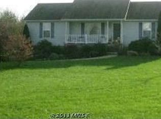 48 Stained Cedar Ct, Martinsburg, WV 25404