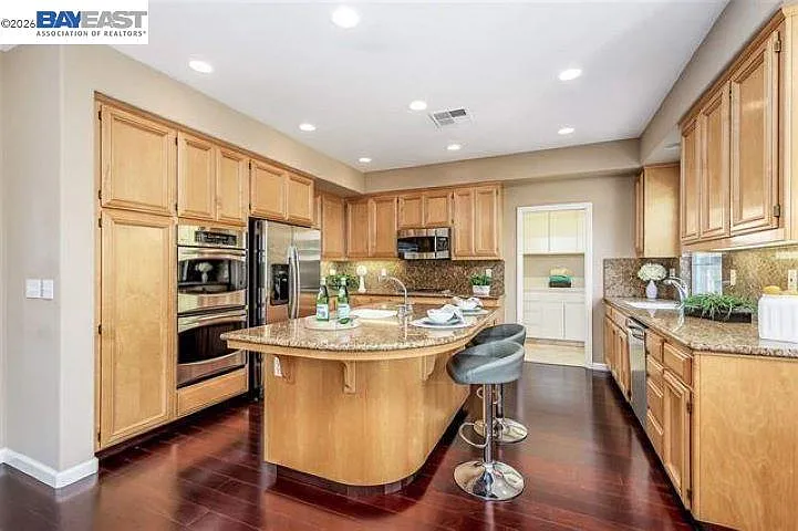 4540 Sweetgale Dr — Photo 8
