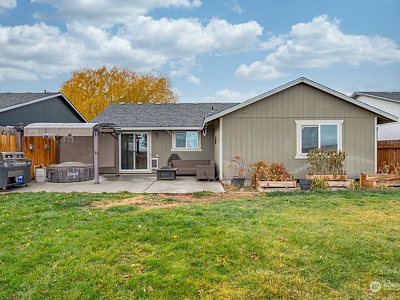 4th image of this home